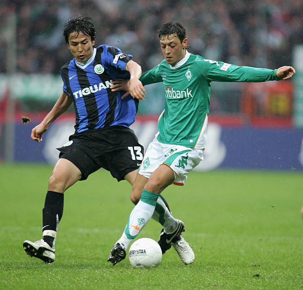 一个更加公 一个更加公