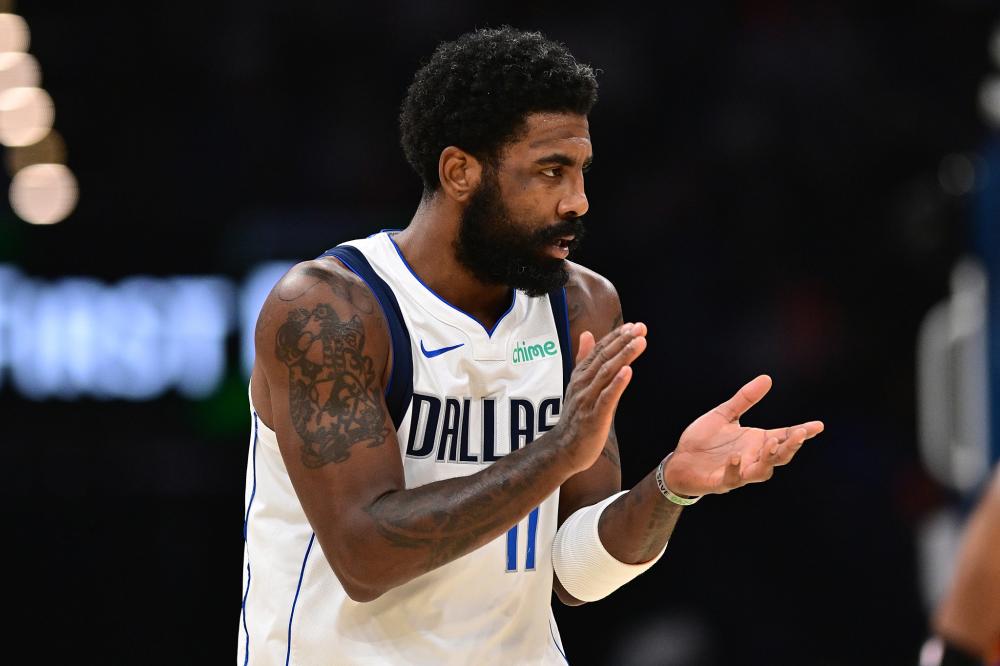 场上见证深 场上见证深