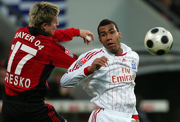 他将获得更 他将获得更